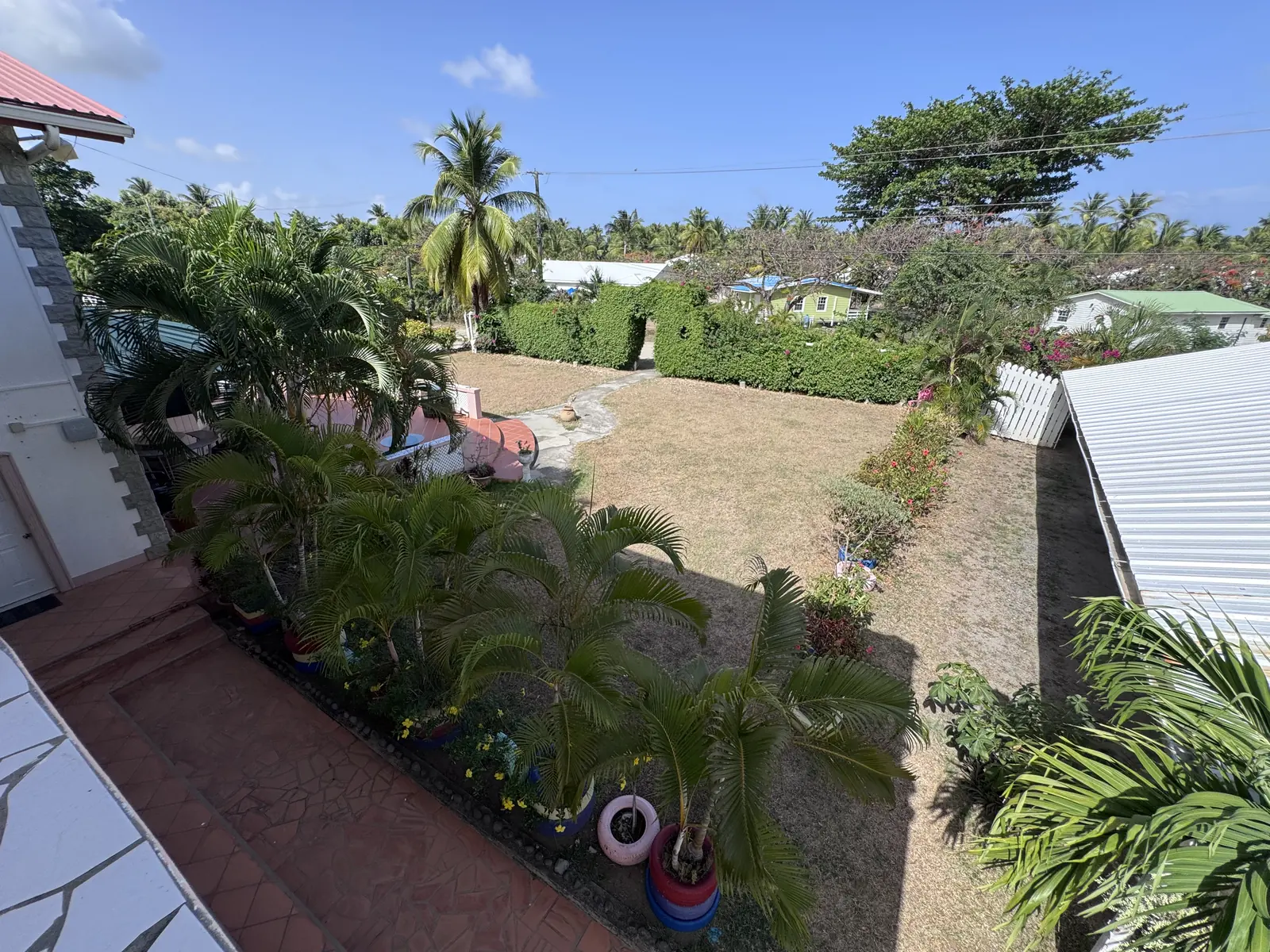 Palm-lined gardens of Hewanorra Gardens in Beanfield