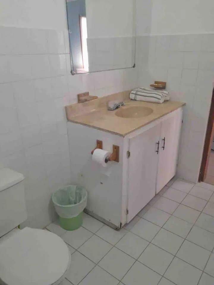 Bathroom vanity